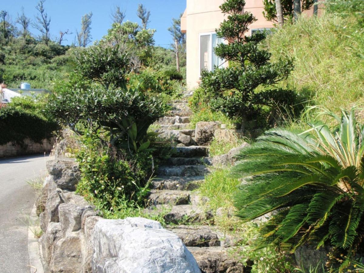 Guest House Amakara Okinawa Nago Bagian luar foto